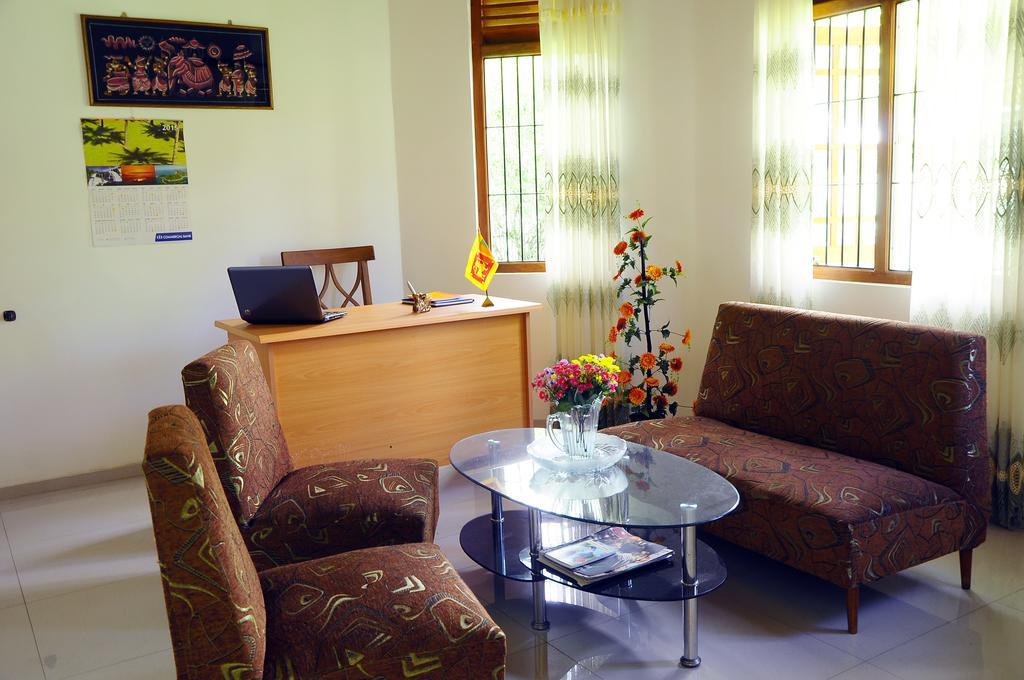 Lumbini Villa Bentota Habitación foto