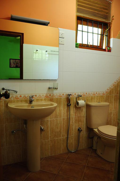Lumbini Villa Bentota Habitación foto